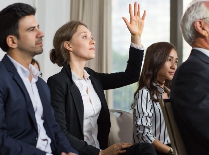 Trọn bộ 100 từ vựng chủ đề Meetings thông dụng nhất